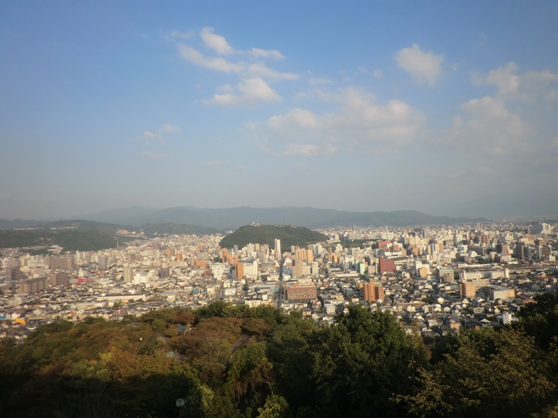 松山城をとりまく景色