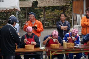 小田ふるさと祭り　早食い競争